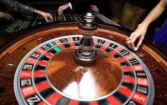Pengingat bermain bertanggung jawab saat membuka Plinko